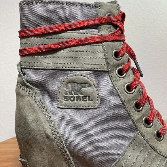 Sorel Lexie Wedge Boots Quarry Red Laces Lug Sole size 10