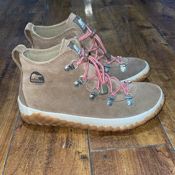 SOREL Out N About Conquest Boot Youth 5 Women’s 6.5
