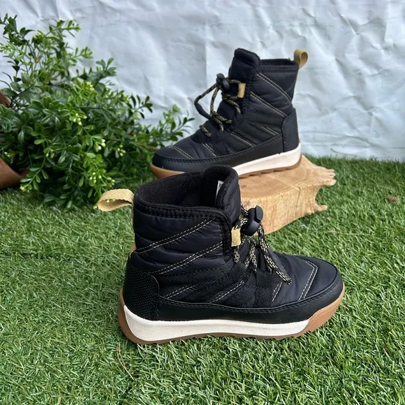 SOREL YOUTH WHITNEY SHORT LACEBOOT Kids Black Winter Boots size 10 gently used