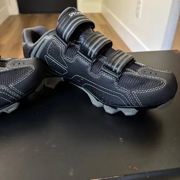 Specialized Cycling Shoes Size 8 Black Bike 6111 4041 Body Geometry Sport MTB