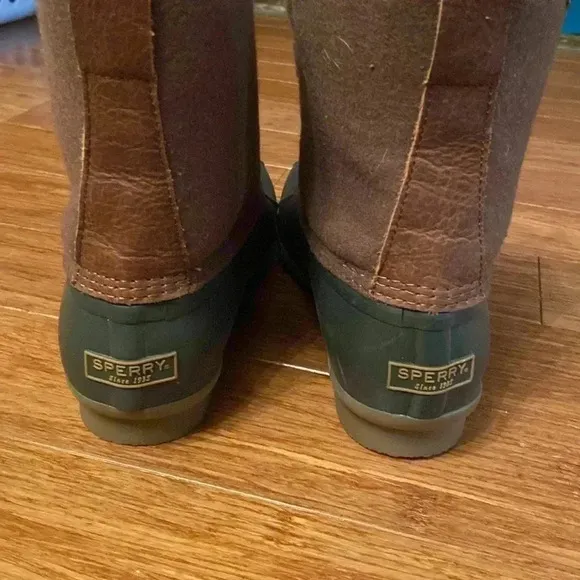 Sperry men’s boots-  water resistant - wool blend - lace up - size 10