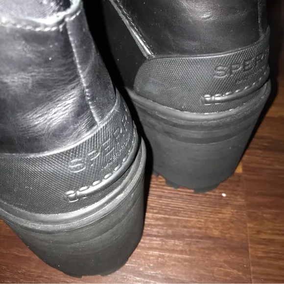 Sperry Womens Pretty Tough Boots Brand New Never Worn