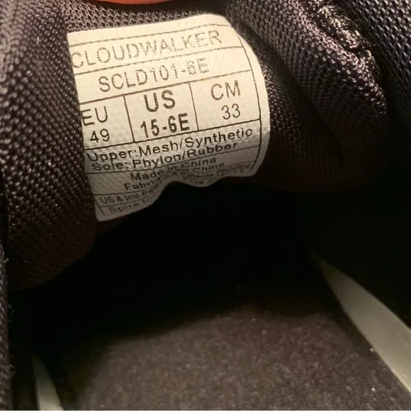 Spira cloud walker black/white wave spring sneakers, size 15-6E..