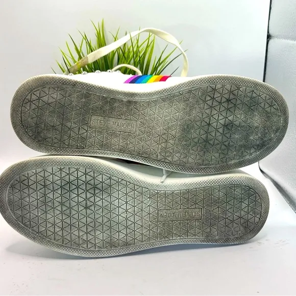 Steve Madden Belle Rainbow and Studded Platform Sneakers White Size 7.5