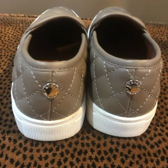 Steve Madden Endell Slip-on Shoes