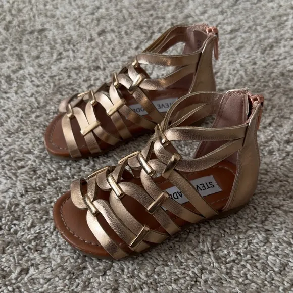 Steve Madden Toddler girls gladiator style rose gold sandals shoes size 6