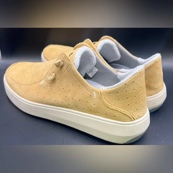 Stio- Men's Colter Summer Low Tan Casual Shoes- Size:9