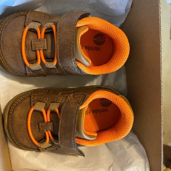 Stride rite memory foam baby shoes size 3