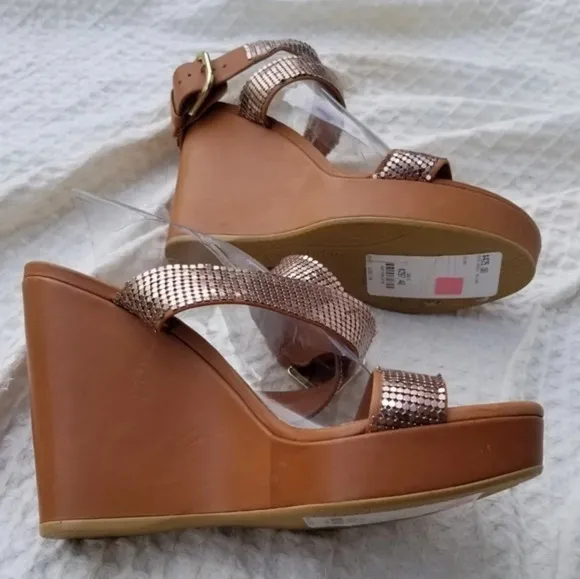 Stuart Weitzman  Leather and allumesh‎ sandals 9.5 NWD
