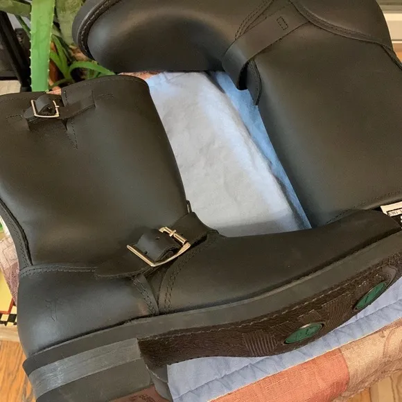 Stunning Men’s Frye Engineer Boots