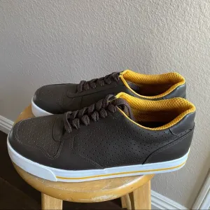 Stussy men’s leather upper casual shoes size 8.5
