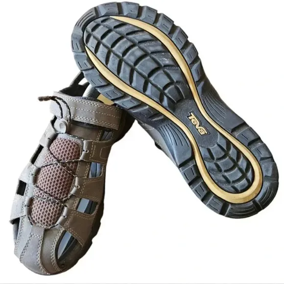 Teva Men's Fisherman Leather Hiking Sandals Shoes Size 9.