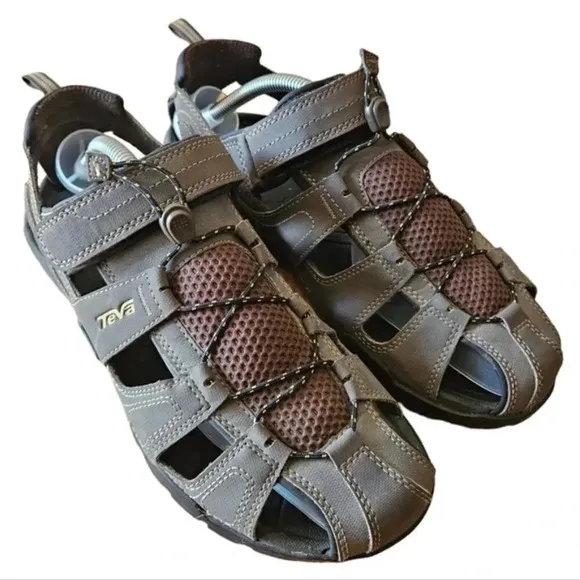 Teva Men's Fisherman Leather Hiking Sandals Shoes Size 9.