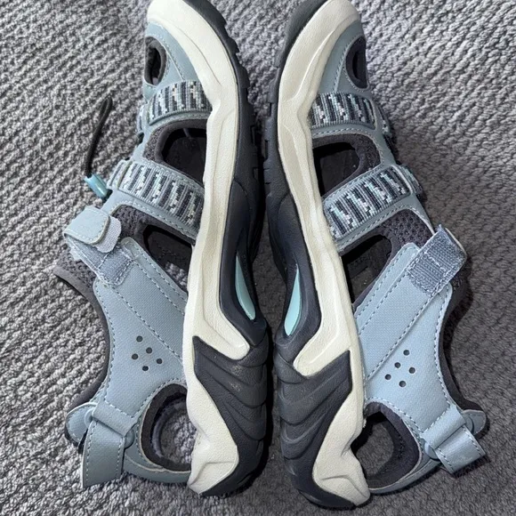 Teva Men’s Omnium Water Hiking Sandals Closed Toe Sport Outdoor Shoes Size 9