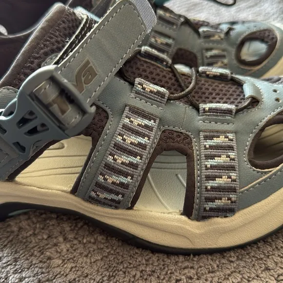 Teva Men’s Omnium Water Hiking Sandals Closed Toe Sport Outdoor Shoes Size 9