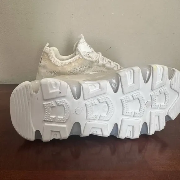 Thick-Soled Sport Shoes With Mesh, Rhinestones sneakers