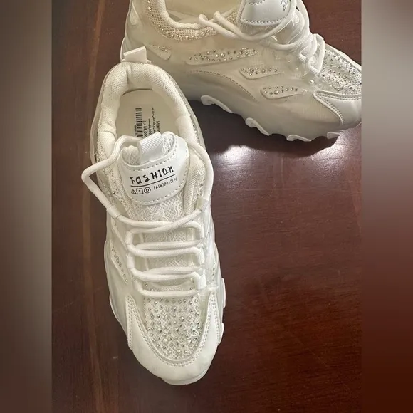 Thick-Soled Sport Shoes With Mesh, Rhinestones sneakers