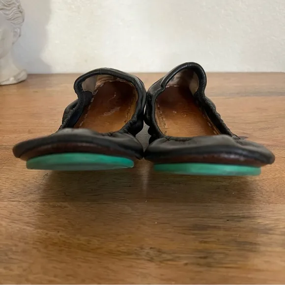 Tieks by Gavrieli Matte Black Leather Casual Slip On Flats Shoes Size 8
