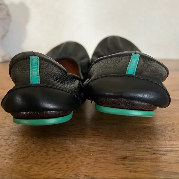 Tieks by Gavrieli Matte Black Leather Casual Slip On Flats Shoes Size 8