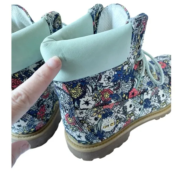 Timberland Icon Fabric 6&quot; Boot in Eco Floral Size 8