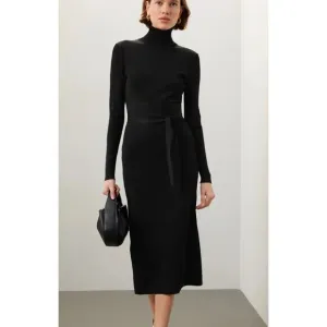 Toccin x RTR Dress Womens Medium Black Knit Sweater Racer Midi Cutout Back