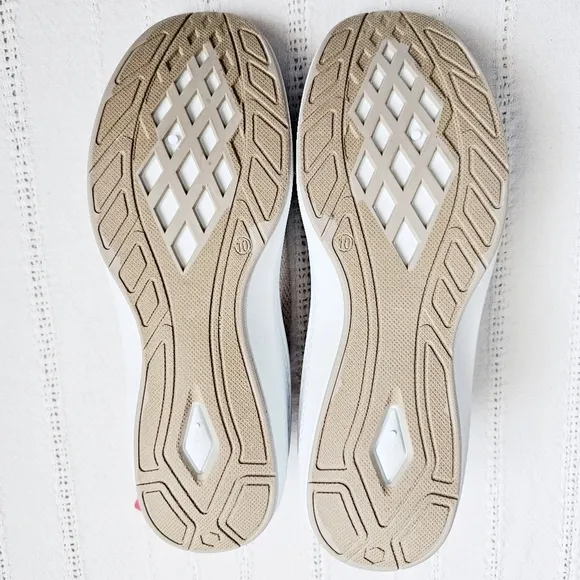 Tommy Bahama Memory Foam Knit Athletic Shoes Neutral Athleisure Stretch Women 10