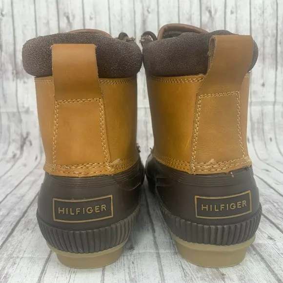 Tommy Hilfiger TM Charlie Mens  Water Resistant Leather Rubber Duck Boots Size 8