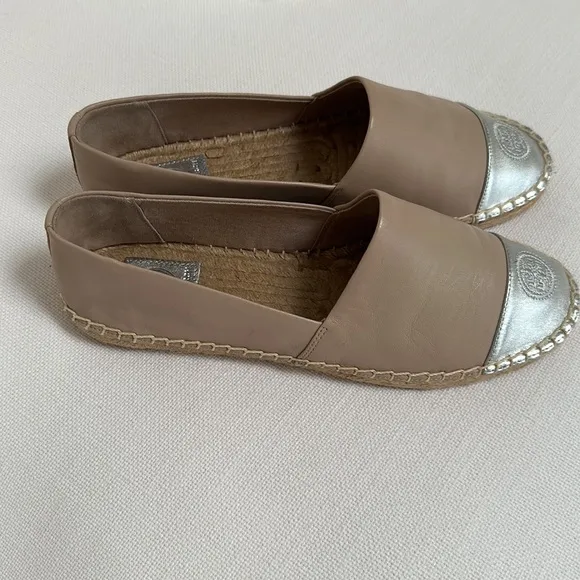 Tory Burch espadrilles flat shoes size 8.5