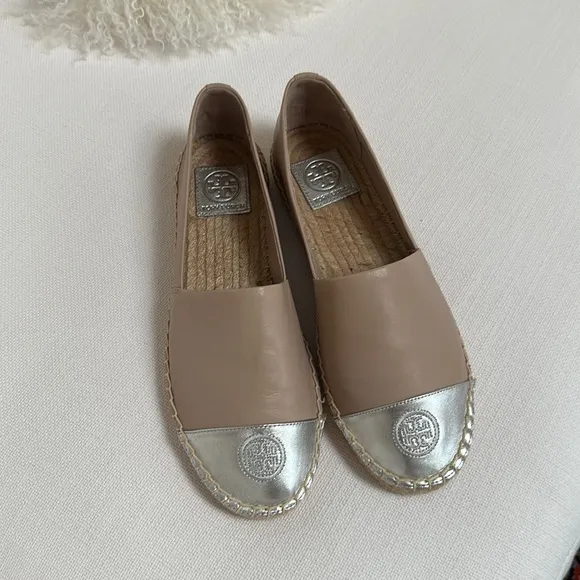 Tory Burch espadrilles flat shoes size 8.5