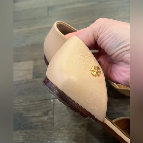 Tory Burch Womens Size 5(runs big) Viv Nude Leather D'orsay Pointed Flat Shoes