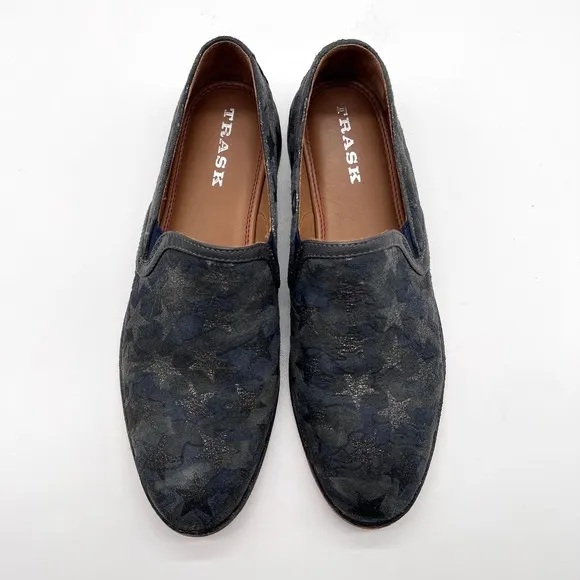 TRASK Shoes Womens 8 Navy Gray Leather Ali Slip On Flat Loafer Camo Silver Star