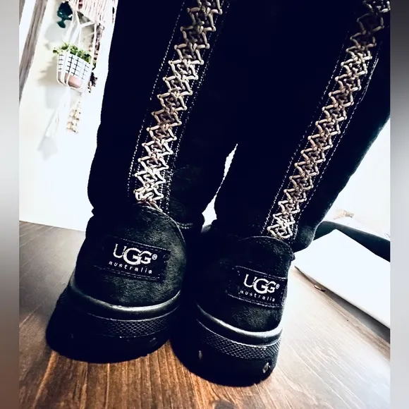 UGG AUSTRALIA BÖHÖ Style Black Ultra Tall Suede Leather Boots w/Sheep Fur US 7