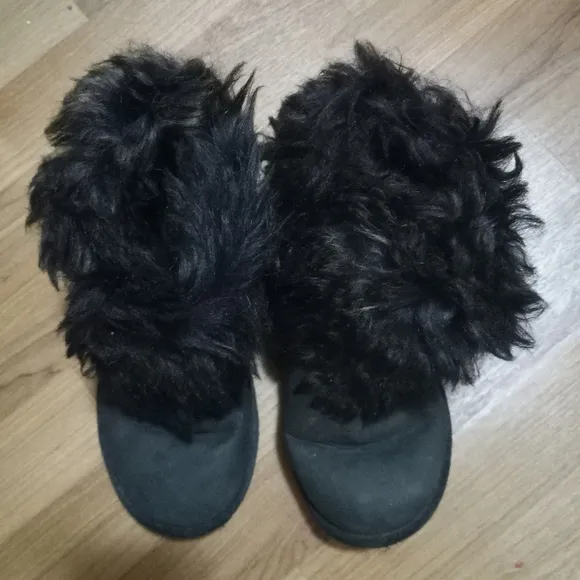 UGG Australia Girls ELLEE Leather Boots Fur Trim &amp; Buckle in Black 1008178K-BL