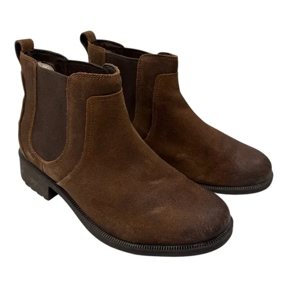 UGG Bonham II Water-Resistant Leather Chelsea/Gore Bootie size 9