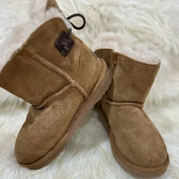 UGG BOOTS FO GIRL size 1