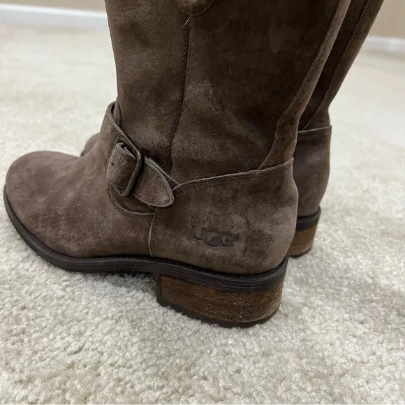 UGG Chaney Brown Boots Lined Buckles Moto Water Resistant WM Size 5.5 (1006042),