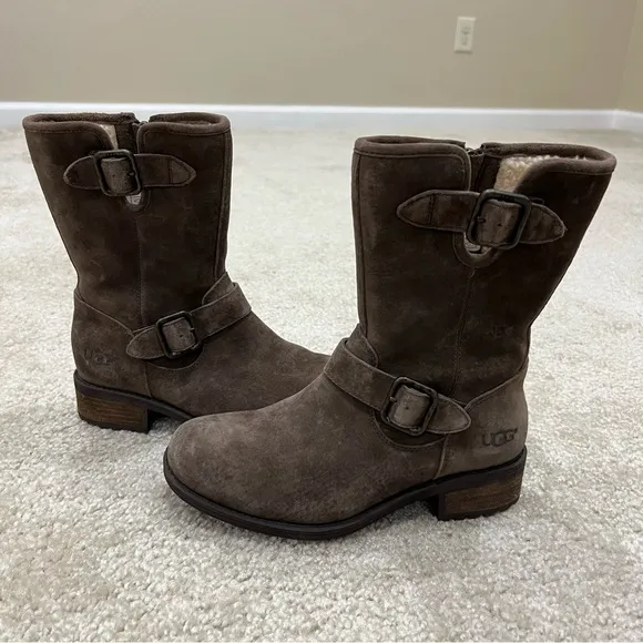 UGG Chaney Brown Boots Lined Buckles Moto Water Resistant WM Size 5.5 (1006042),