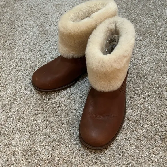 UGG Chyler Sheepskin Cuff Boots