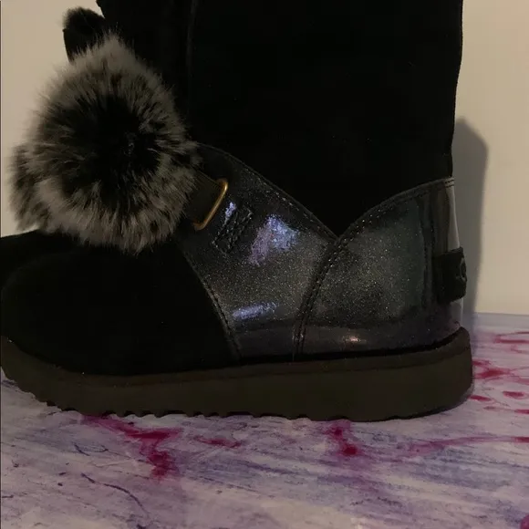 UGG Isley Pom Boots