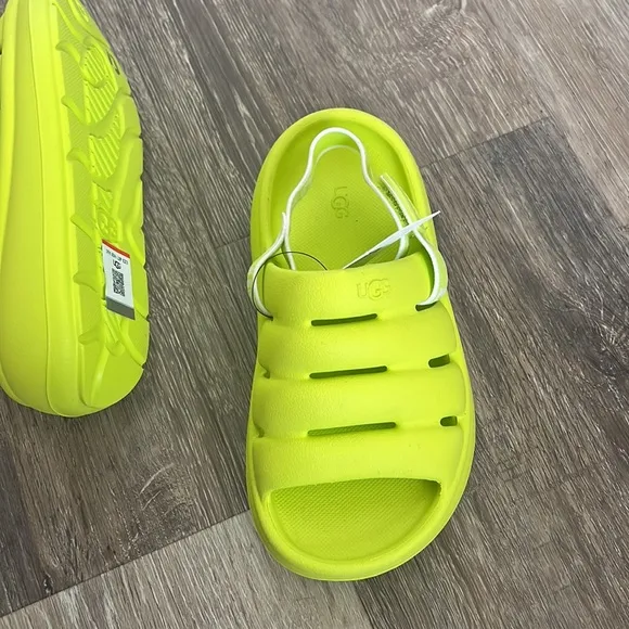 UGG Key Lime T Sport yeah Slides Sandal size 11 and 12 kids size available New