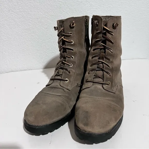 UGG Kilmer II Dove Suede Leather Combo UggPure Lining Lug Sole Lace Up Boot 9.5