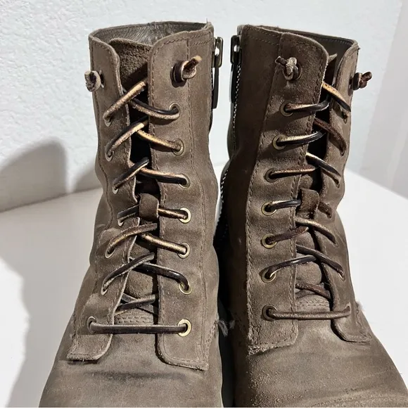 UGG Kilmer II Dove Suede Leather Combo UggPure Lining Lug Sole Lace Up Boot 9.5