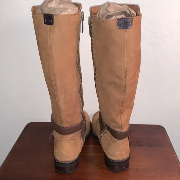 UGG SIZE 6.5 HARRINGTON CHESTNUT LEATHER WATER RESISTANT TALL BEAUTIFUL BOOTS