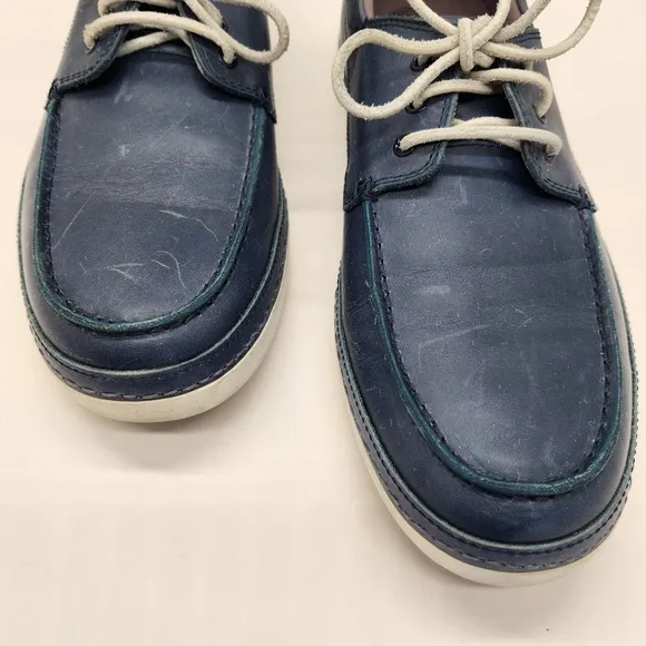 Ugg sneakers men's 12 navy blue leather Cheswick 1004084 heavy duty low top