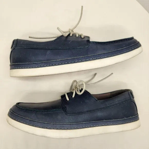 Ugg sneakers men's 12 navy blue leather Cheswick 1004084 heavy duty low top