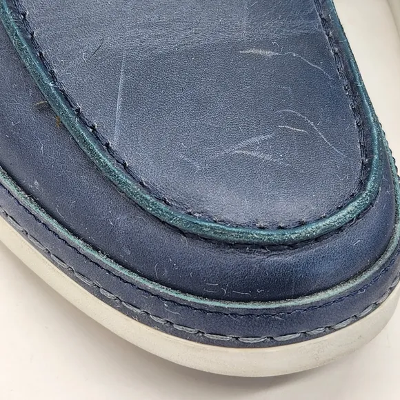 Ugg sneakers men's 12 navy blue leather Cheswick 1004084 heavy duty low top