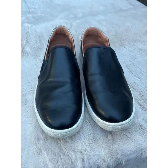 UGG Women's Leather Slip-On Sneakers Size 8.5 Casual