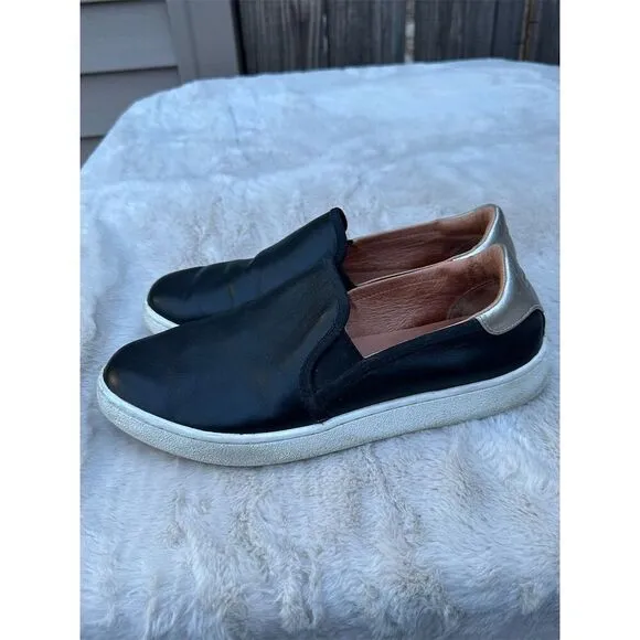 UGG Women's Leather Slip-On Sneakers Size 8.5 Casual