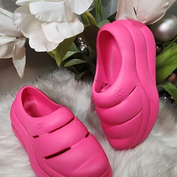 Ugg Women's Shoes Ugg Sport Yeah Clog size5