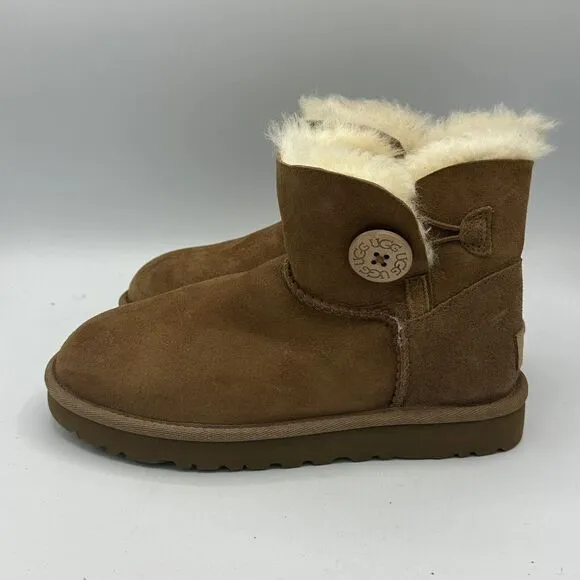 UGG Women's Water Resistant Mini Bailey Button II Boots Chestnut Size 5